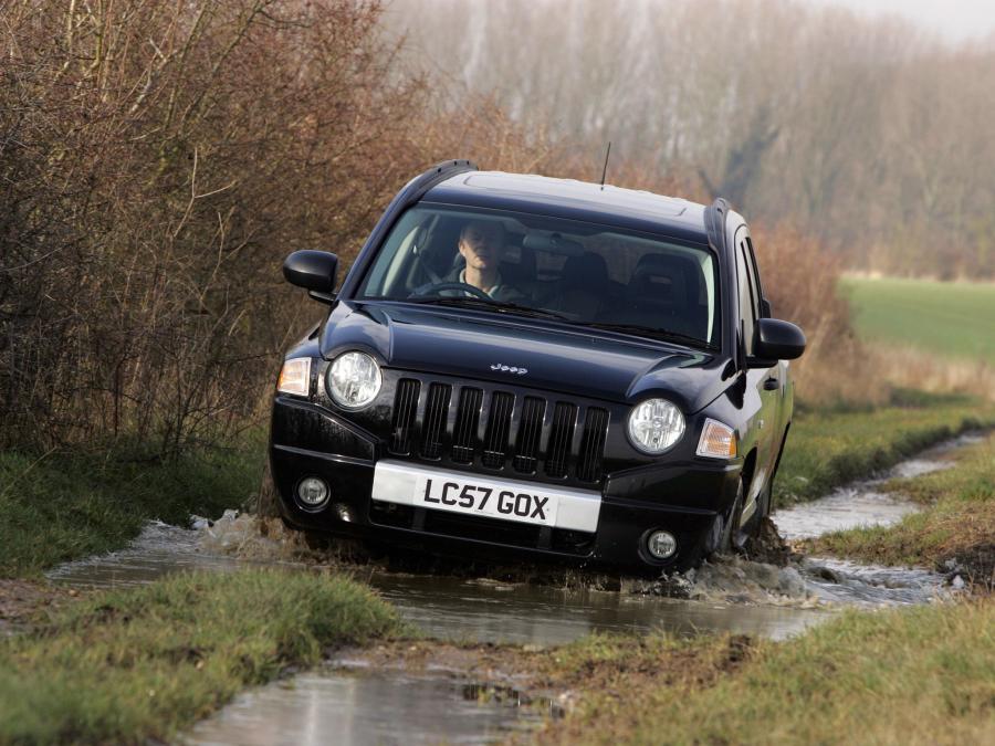  Jeep Compass 2007 года  (UK) (фото 17 из 20)